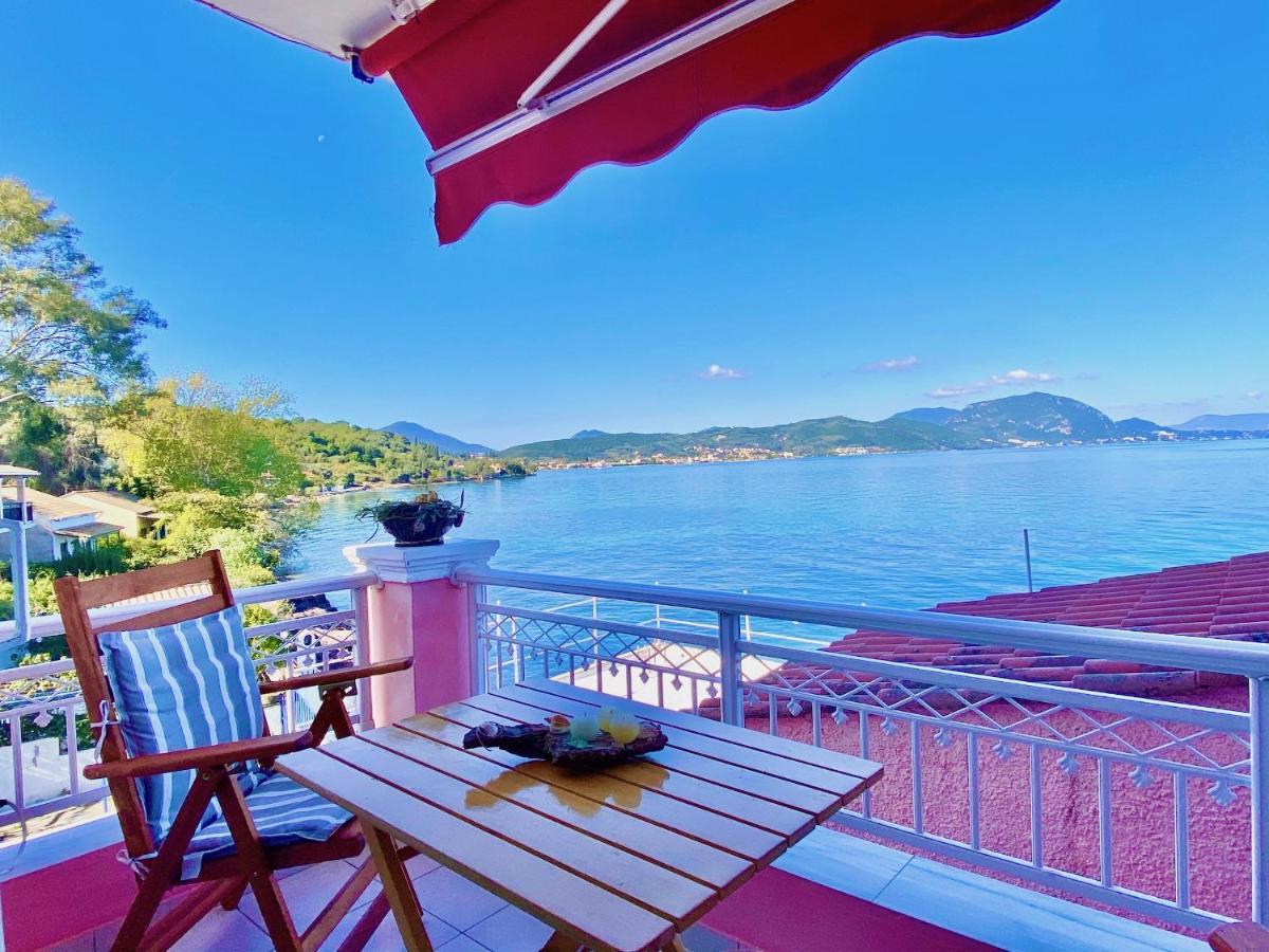 Seafront Villa Ourania Mesongi Exterior photo