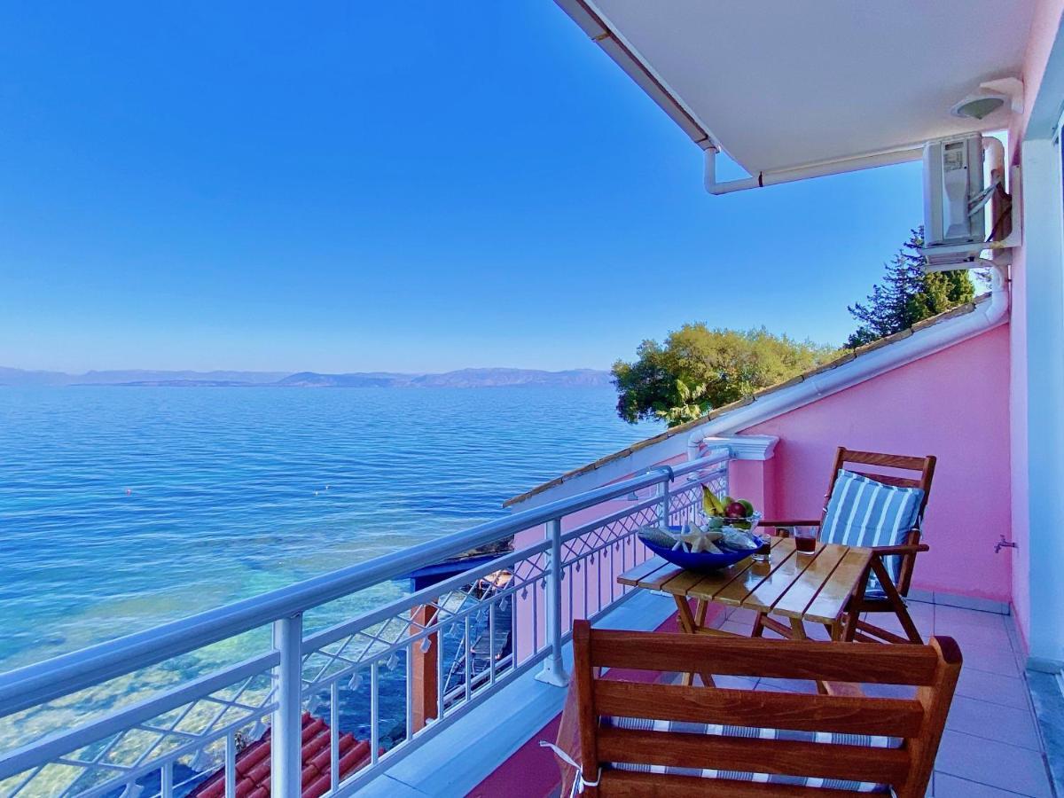 Seafront Villa Ourania Mesongi Exterior photo