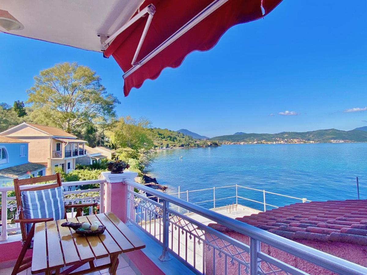Seafront Villa Ourania Mesongi Exterior photo